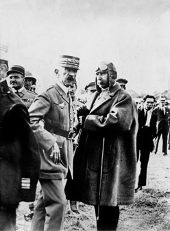 La Historia Trascendida - La guerra de Marruecos: los mariscales Pétain y Lyautey (1925)
